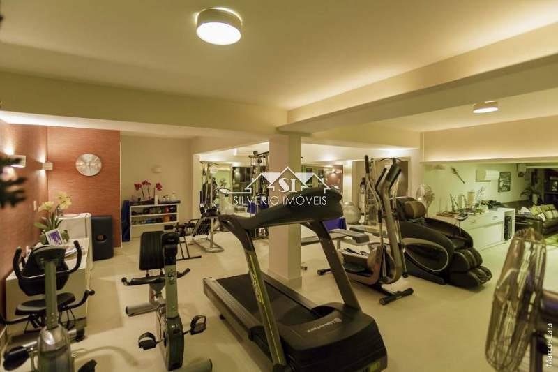 Casa à venda e aluguel com 4 quartos, 400m² - Foto 13