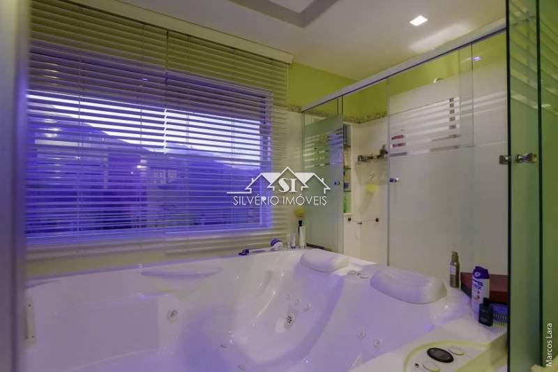 Casa à venda e aluguel com 4 quartos, 400m² - Foto 21