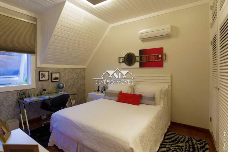 Casa à venda e aluguel com 4 quartos, 400m² - Foto 27