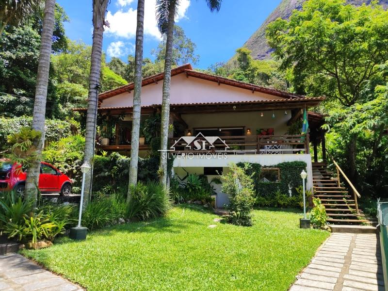 Casa em Araras - Petrópolis/RJ  - 3 Quartos
