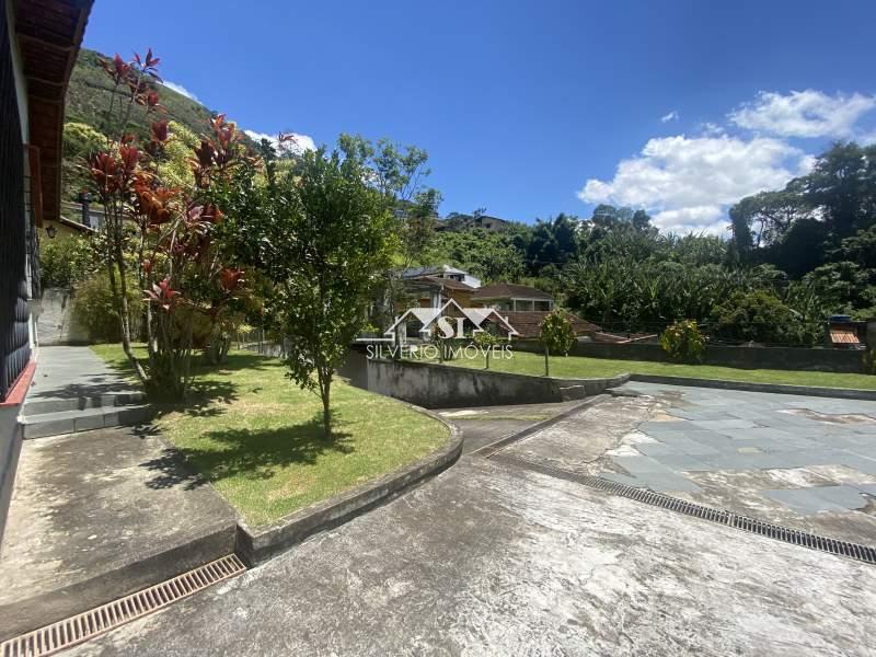 Casa em Estrada da Saudade - Petrópolis/RJ  - 3 Quartos
