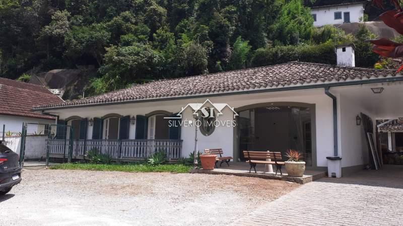Casa em Mosela - Petrópolis/RJ  - 4 Quartos