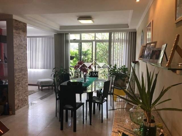 Apartamento à venda com 3 quartos, 175m² - Foto 2
