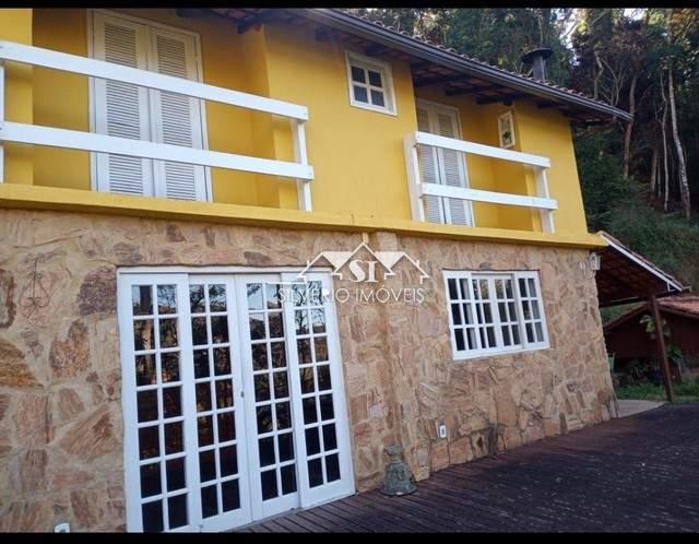 Casa em Corrêas - Petrópolis/RJ  - 3 Quartos