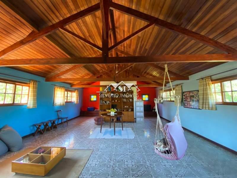 Casa à venda com 3 quartos, 365m² - Foto 10