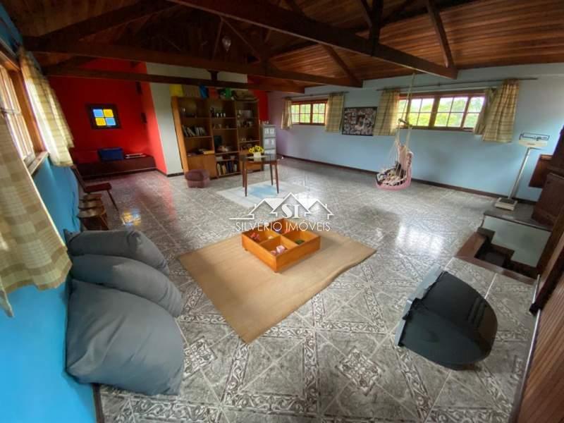 Casa à venda com 3 quartos, 365m² - Foto 21
