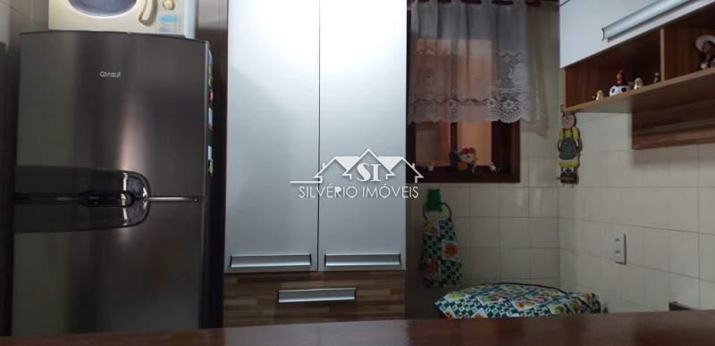 Apartamento à venda com 2 quartos, 85m² - Foto 14