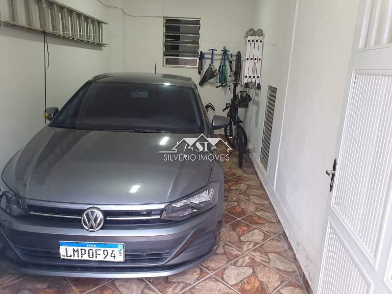 Casa à venda com 3 quartos, 302m² - Foto 35