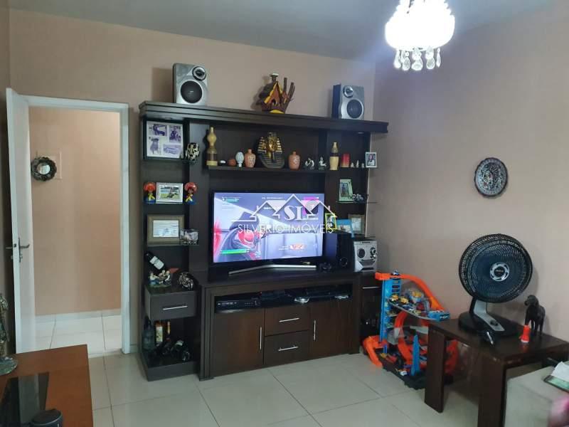 Casa à venda com 3 quartos, 302m² - Foto 21