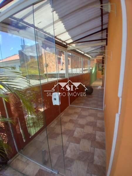Casa à venda com 5 quartos, 150m² - Foto 7