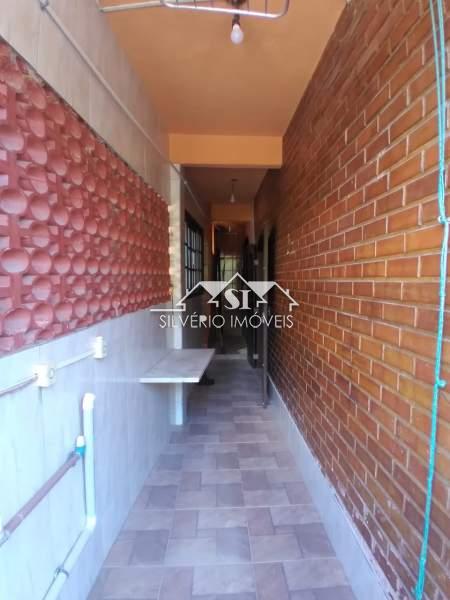Casa à venda com 5 quartos, 150m² - Foto 27