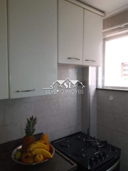 Apartamento à venda com 2 quartos, 50m² - Foto 2