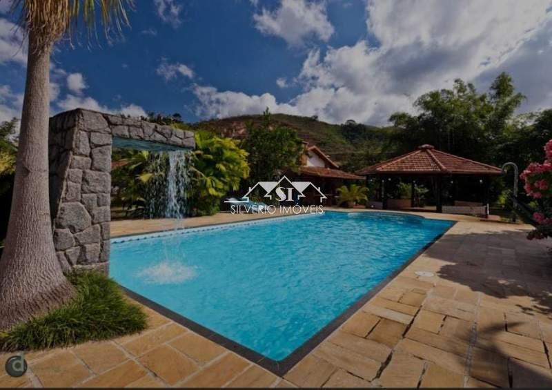 Casa em Itaipava - Petrópolis/RJ  - 5 Quartos