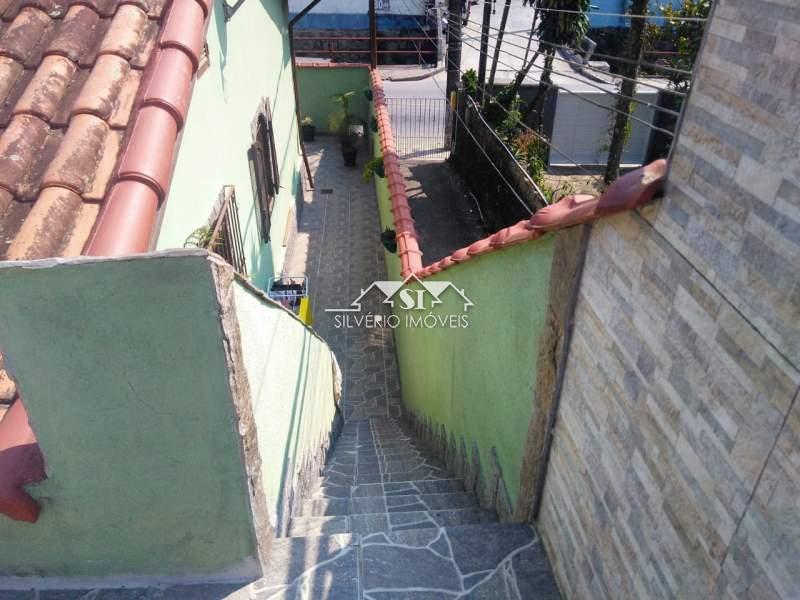 Casa à venda com 2 quartos, 64m² - Foto 22