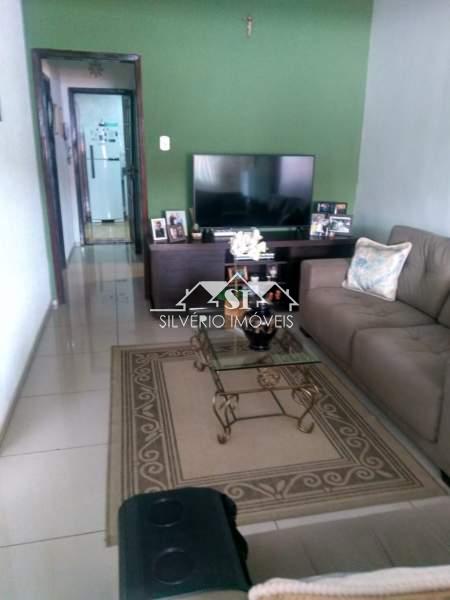 Casa à venda com 2 quartos, 64m² - Foto 5
