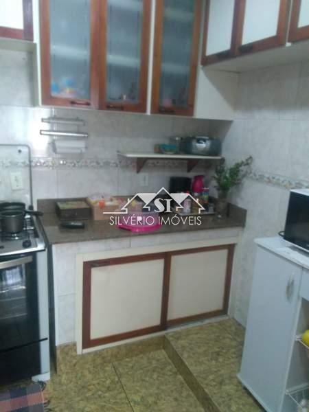 Casa à venda com 2 quartos, 64m² - Foto 13