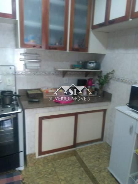 Casa à venda com 2 quartos, 64m² - Foto 14