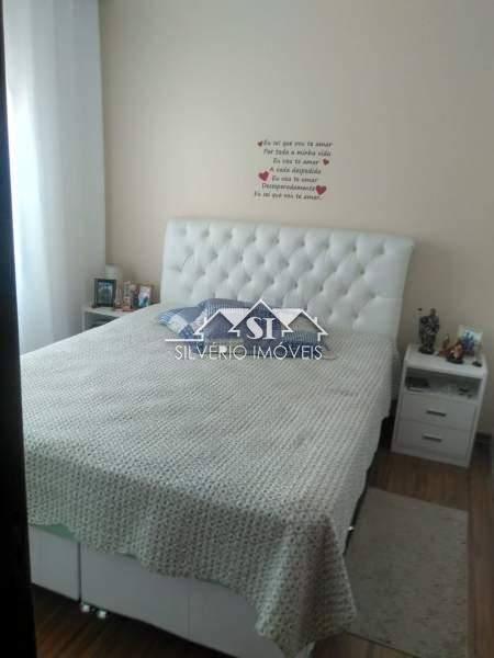 Casa à venda com 2 quartos, 64m² - Foto 11