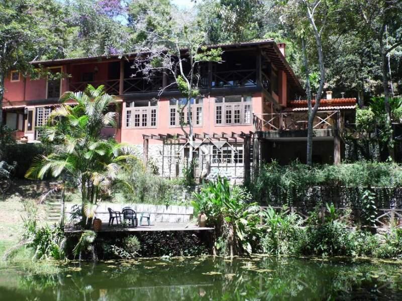 Casa em Itaipava - Petrópolis/RJ  - 11 Quartos