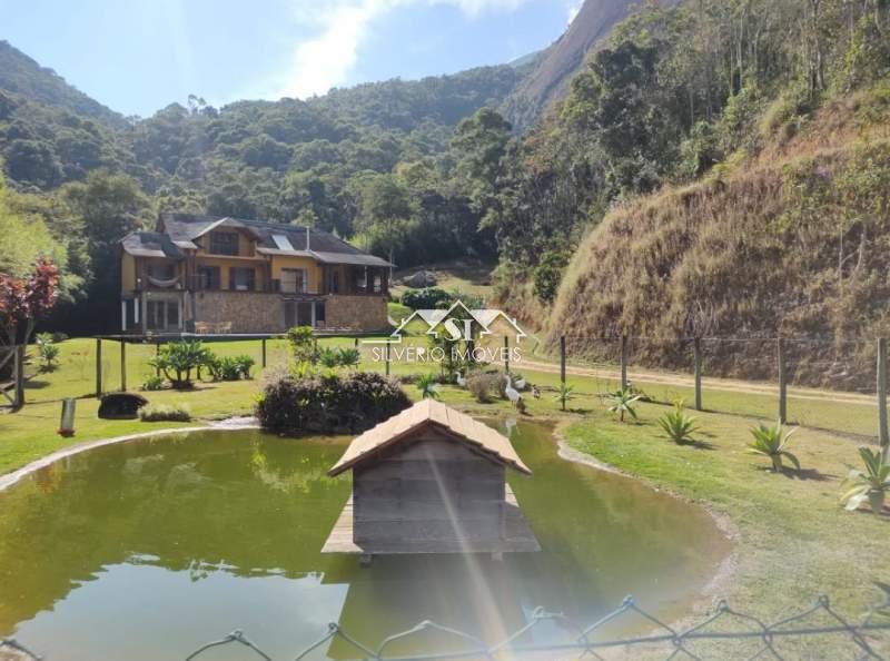 Casa à venda com 4 quartos, 869m² - Foto 3