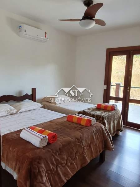 Casa à venda com 4 quartos, 869m² - Foto 20