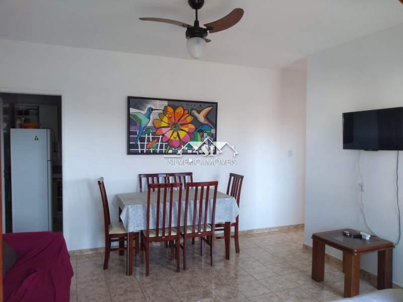 Apartamento à venda com 2 quartos, 75m² - Foto 8