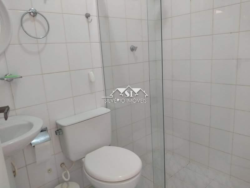 Apartamento à venda com 2 quartos, 75m² - Foto 21