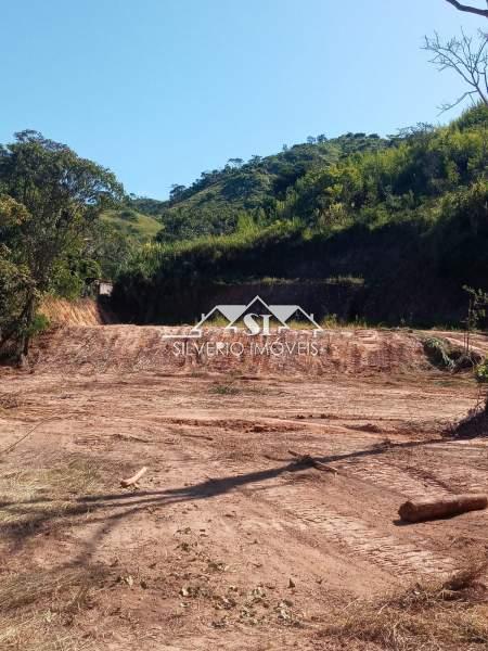 Terreno em Posse - Areal/RJ 