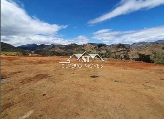 Casa à venda com 3 quartos, 300m² - Foto 15