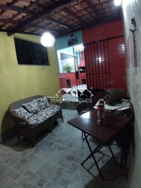 Casa à venda com 4 quartos, 240m² - Foto 5