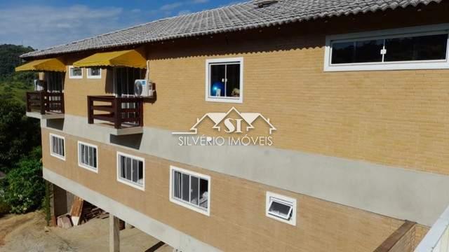 Casa à venda com 6 quartos, 480m² - Foto 7