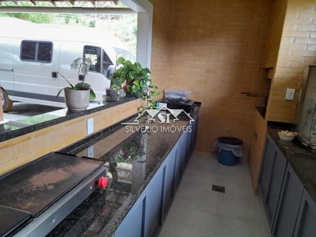 Casa à venda com 6 quartos, 480m² - Foto 11