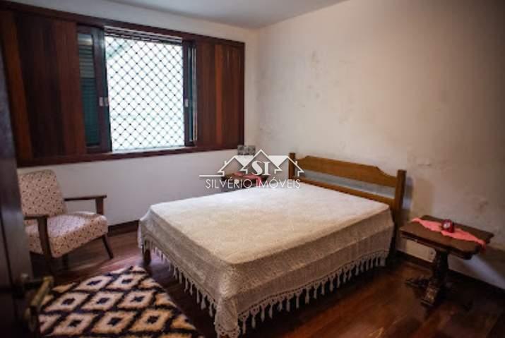 Casa à venda com 4 quartos, 277m² - Foto 11