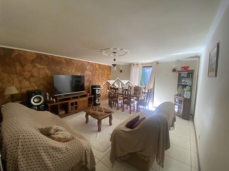 Casa à venda com 3 quartos, 140m² - Foto 2