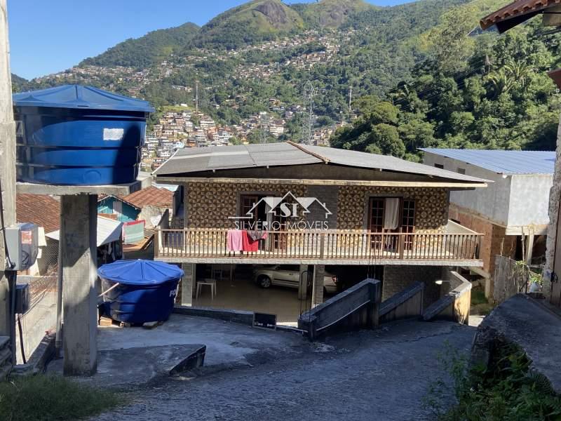 Casa em Itamarati - Petrópolis/RJ  - 3 Quartos