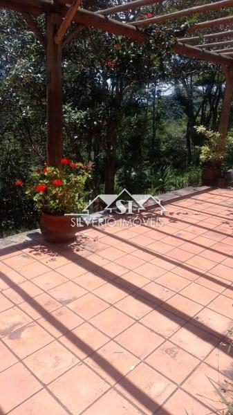 Casa à venda e aluguel com 3 quartos, 145m² - Foto 4
