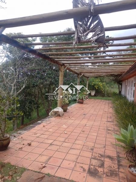 Casa à venda e aluguel com 3 quartos, 145m² - Foto 29