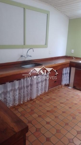 Casa à venda e aluguel com 3 quartos, 145m² - Foto 11