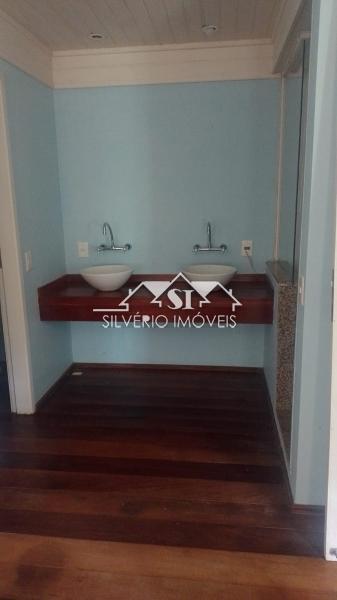 Casa à venda e aluguel com 3 quartos, 145m² - Foto 25
