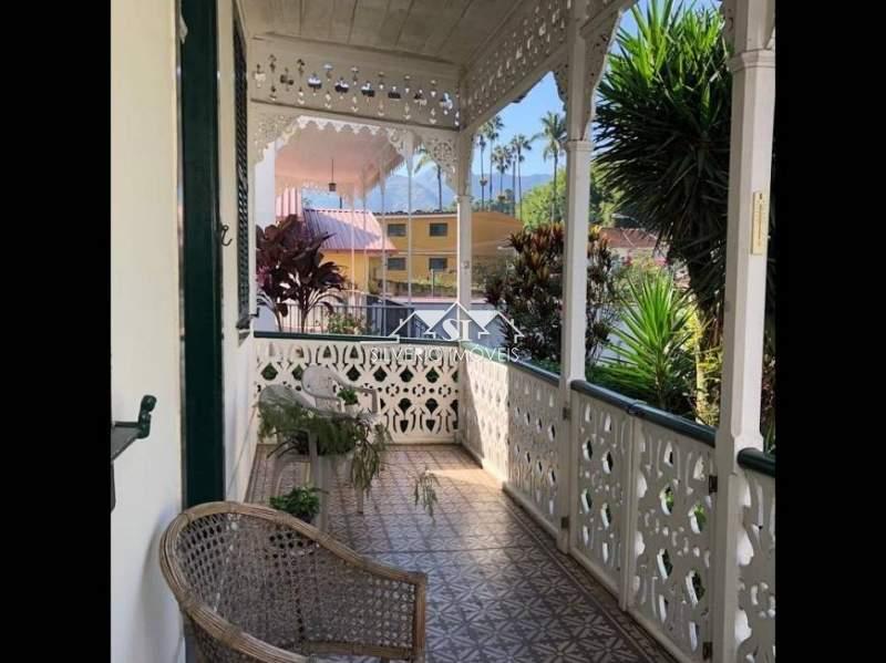 Casa à venda com 4 quartos, 168m² - Foto 3