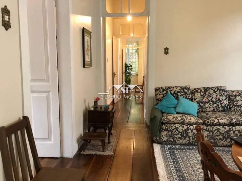 Casa à venda com 4 quartos, 168m² - Foto 4