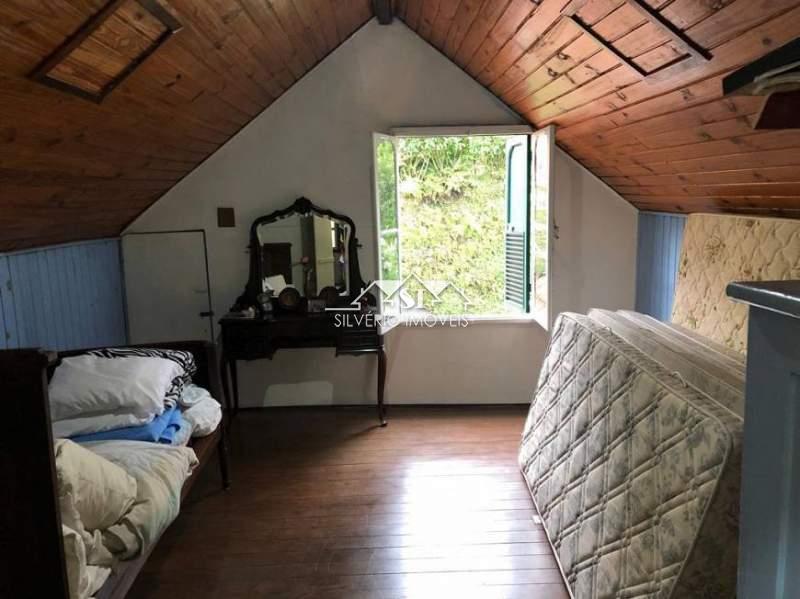 Casa à venda com 4 quartos, 168m² - Foto 7