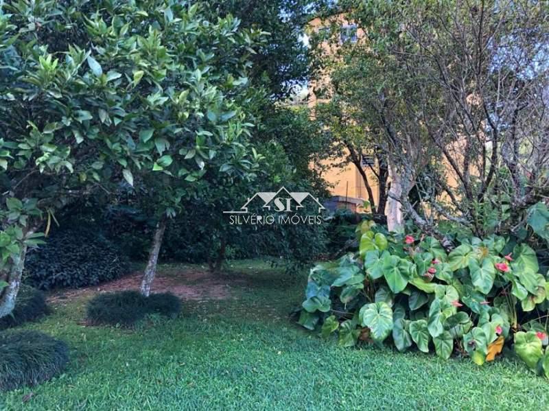 Casa à venda com 4 quartos, 168m² - Foto 14