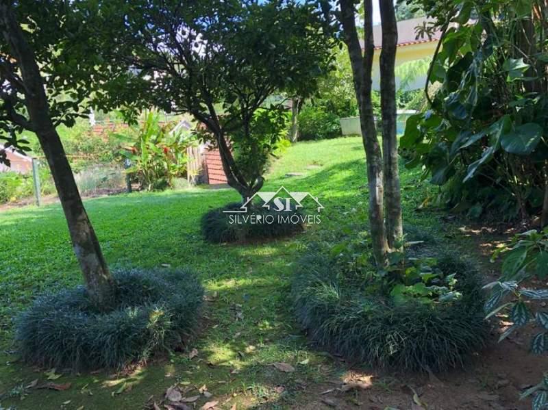Casa à venda com 4 quartos, 168m² - Foto 15