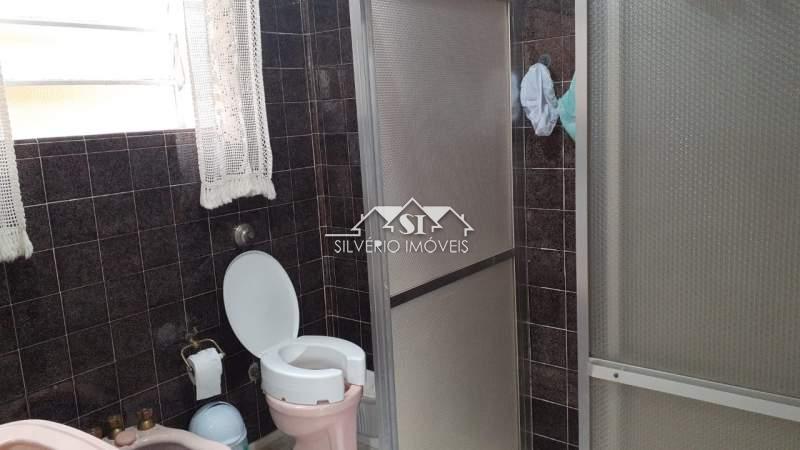 Casa à venda com 5 quartos, 320m² - Foto 26