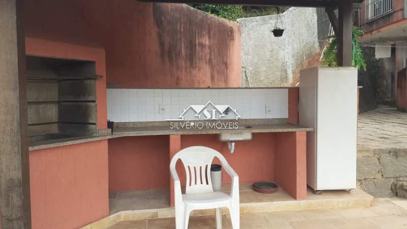 Casa à venda com 5 quartos, 320m² - Foto 5