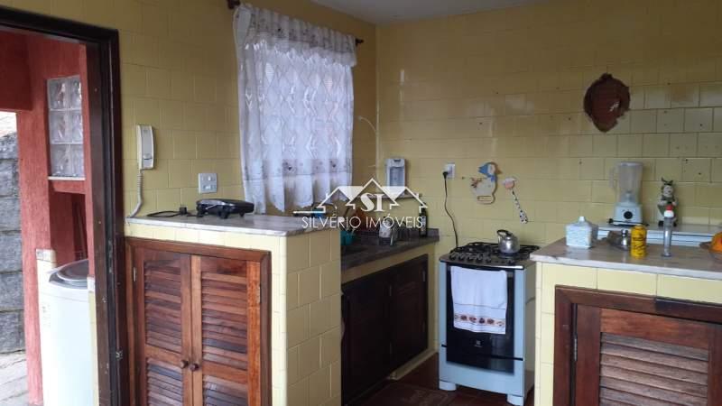 Casa à venda com 5 quartos, 320m² - Foto 15