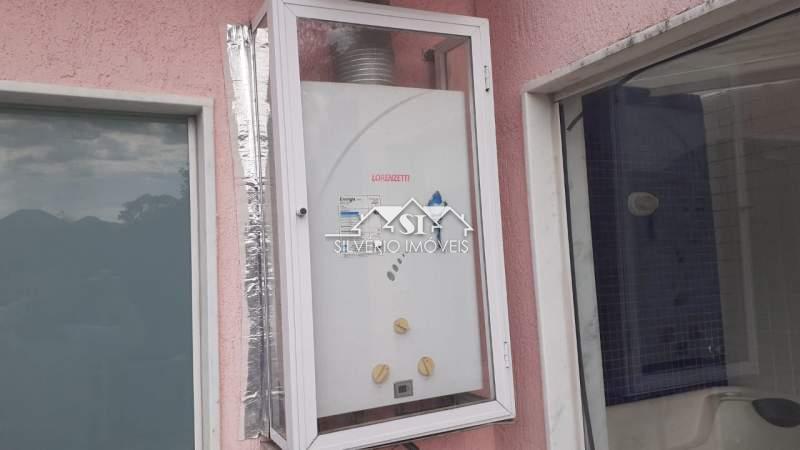 Casa à venda com 5 quartos, 320m² - Foto 20