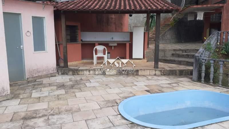 Casa à venda com 5 quartos, 320m² - Foto 21