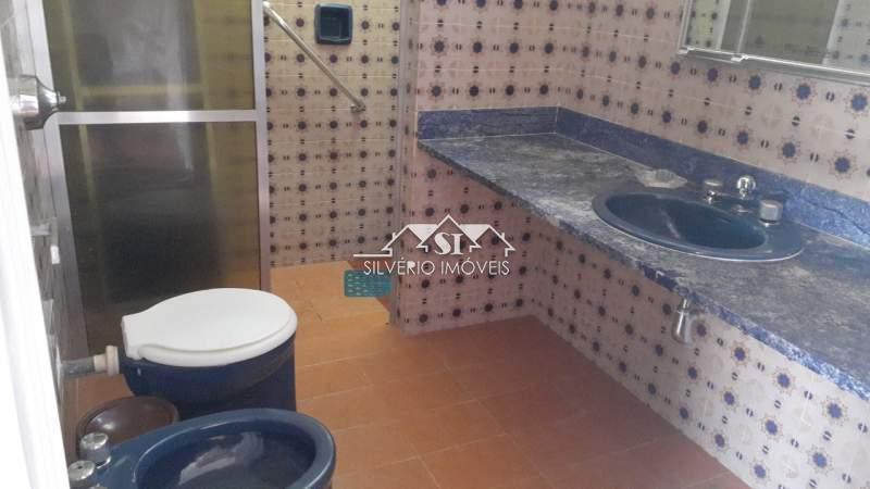 Casa à venda com 5 quartos, 320m² - Foto 32